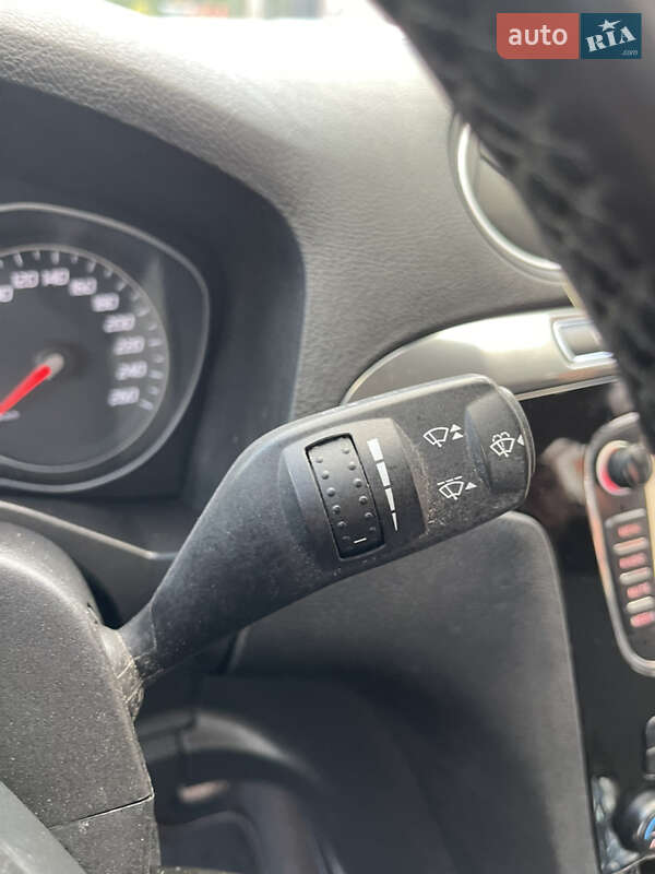 Минивэн Ford S-Max 2011 в Стрые