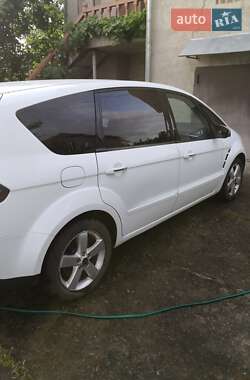 Минивэн Ford S-Max 2009 в 