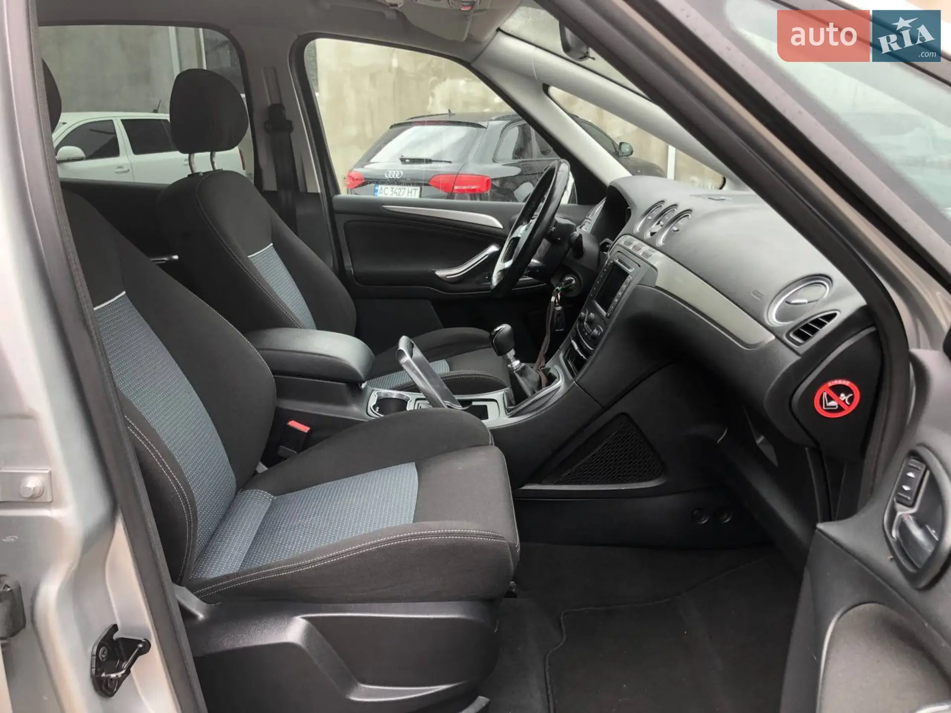2011 Ford S-MAX - мініатюра 40