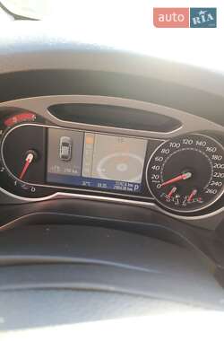 Мінівен Ford S-Max 2010 в 