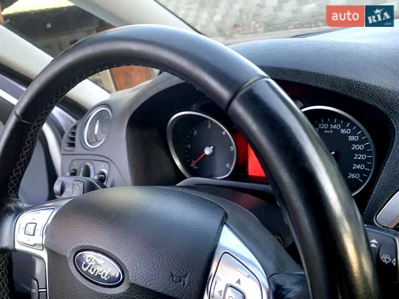 Минивэн Ford S-Max 2014 в Бучаче