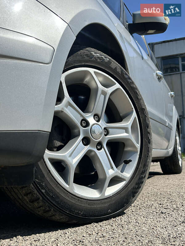 Минивэн Ford S-Max 2009 в Сумах