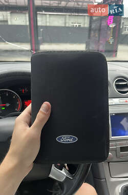 Минивэн Ford S-Max 2007 в 