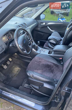 Минивэн Ford S-Max 2008 в 