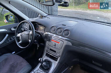 Минивэн Ford S-Max 2008 в 
