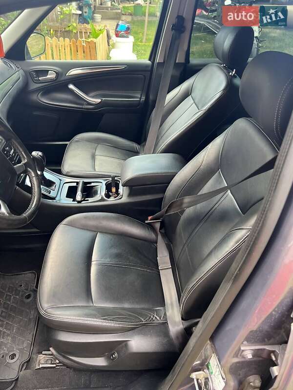 Мінівен Ford S-Max 2013 в Кадубівцях