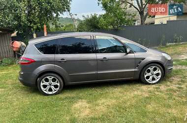 Минивэн Ford S-Max 2013 в 