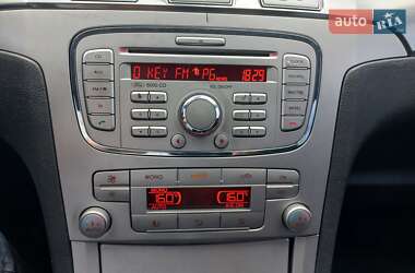 Минивэн Ford S-Max 2008 в 