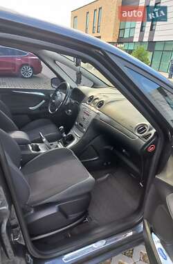 Минивэн Ford S-Max 2008 в 
