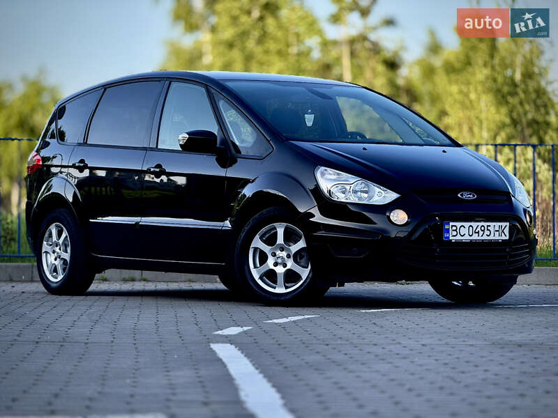 Мінівен Ford S-Max 2014 в 