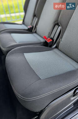 Мінівен Ford S-Max 2014 в 