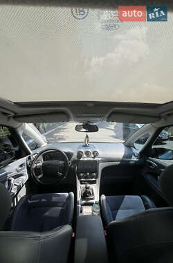 Минивэн Ford S-Max 2008 в 