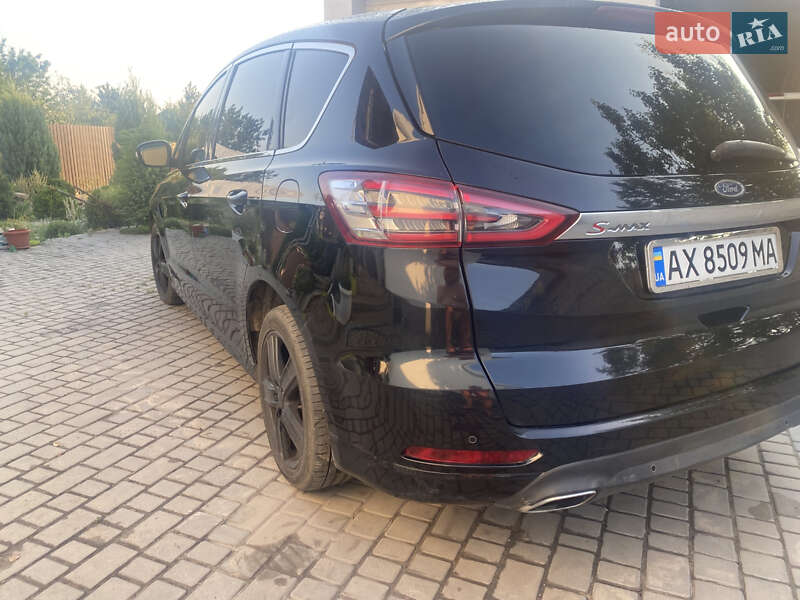 Минивэн Ford S-Max 2015 в Харькове