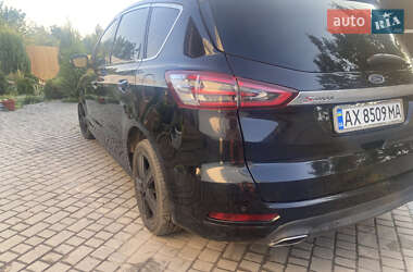 Мінівен Ford S-Max 2015 в 