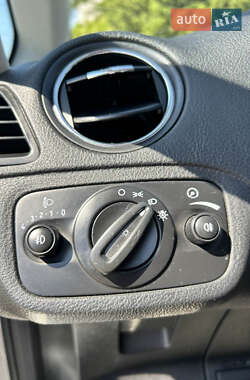Мінівен Ford S-Max 2009 в 