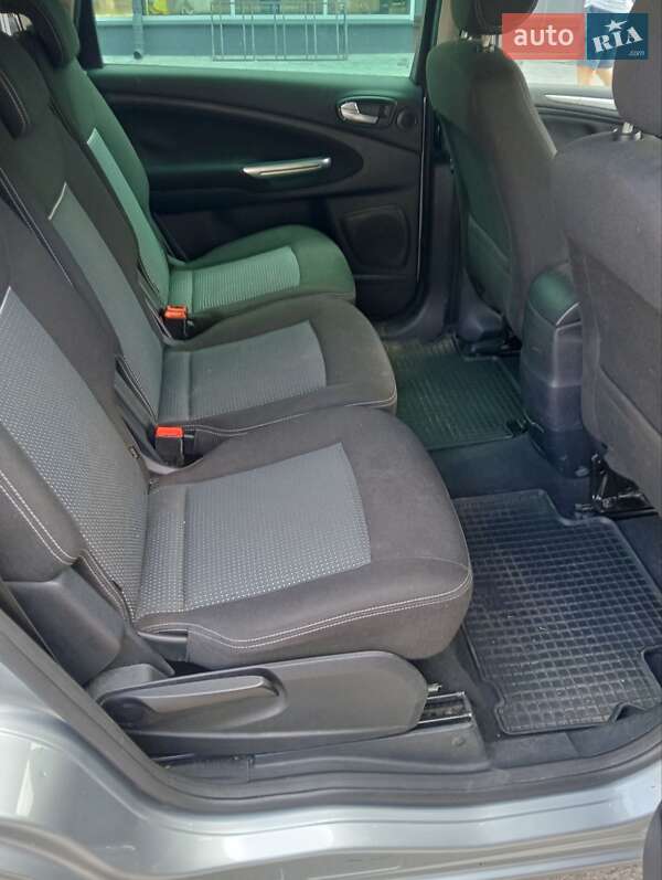 Мінівен Ford S-Max 2010 в Луцьку