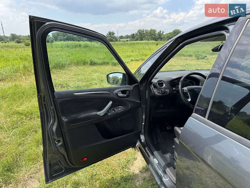 Минивэн Ford S-Max 2009 в Киеве