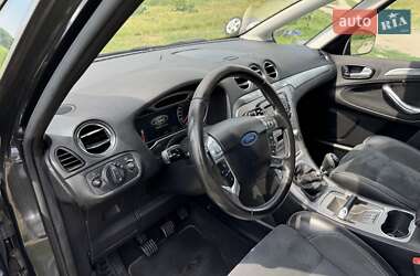 Минивэн Ford S-Max 2009 в 