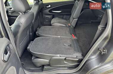 Минивэн Ford S-Max 2009 в 