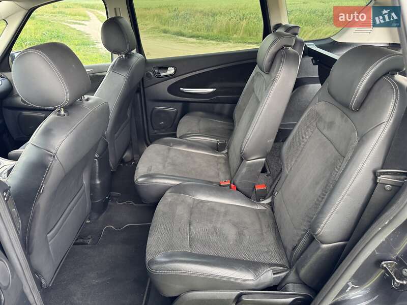 Минивэн Ford S-Max 2009 в Киеве
