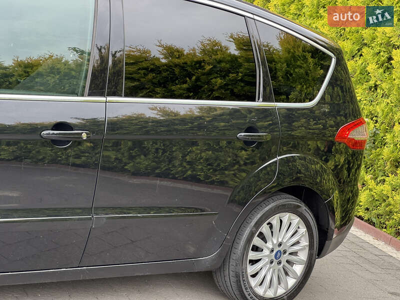 Минивэн Ford S-Max 2011 в Стрые