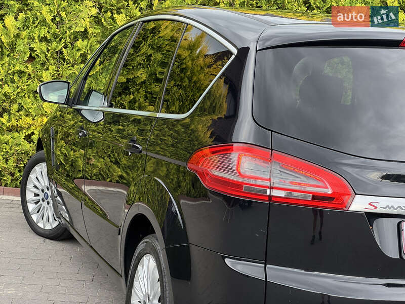 Минивэн Ford S-Max 2011 в Стрые