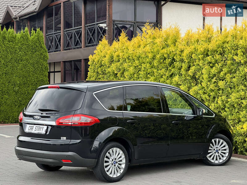 Минивэн Ford S-Max 2011 в Стрые