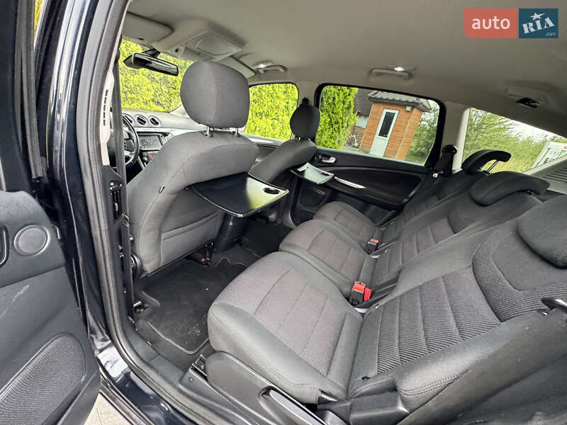 Минивэн Ford S-Max 2011 в Стрые