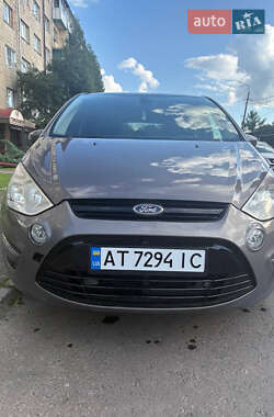 Минивэн Ford S-Max 2012 в 