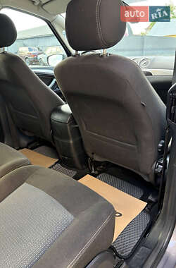 Минивэн Ford S-Max 2012 в 