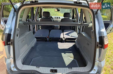 Минивэн Ford S-Max 2006 в 