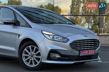 Минивэн Ford S-Max 2020 в 