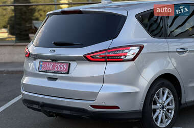 Минивэн Ford S-Max 2020 в 