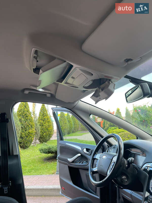 Минивэн Ford S-Max 2011 в Стрые