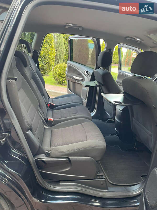 Минивэн Ford S-Max 2011 в Стрые
