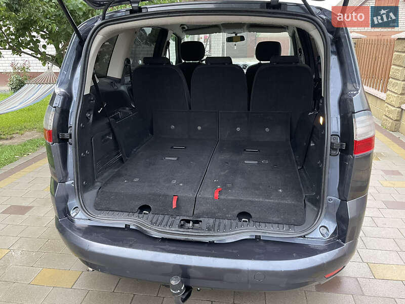 Мінівен Ford S-Max 2009 в Луцьку