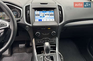 Минивэн Ford S-Max 2018 в 