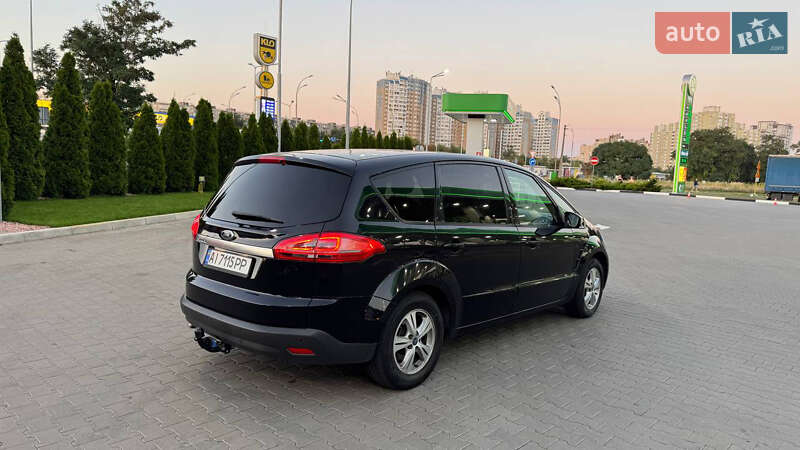 Минивэн Ford S-Max 2011 в Киеве