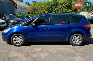Минивэн Ford S-Max 2013 в 
