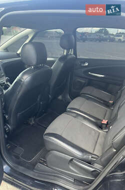 Минивэн Ford S-Max 2007 в 