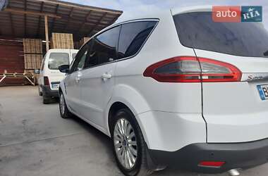 Минивэн Ford S-Max 2011 в 