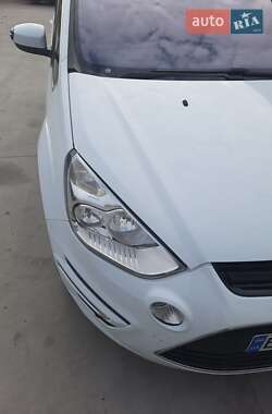 Минивэн Ford S-Max 2011 в 