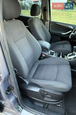 Минивэн Ford S-Max 2012 в 