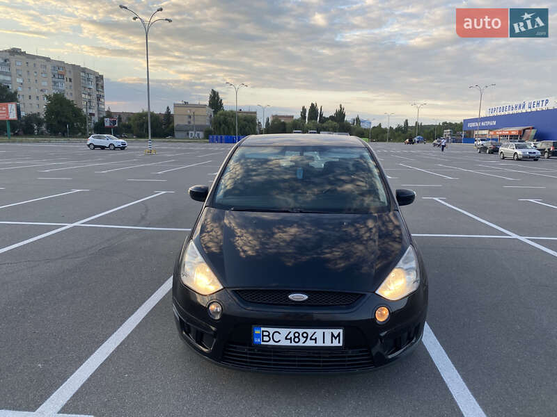 Минивэн Ford S-Max 2007 в 