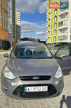 Минивэн Ford S-Max 2012 в 
