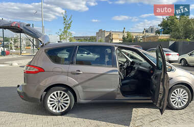 Минивэн Ford S-Max 2012 в 