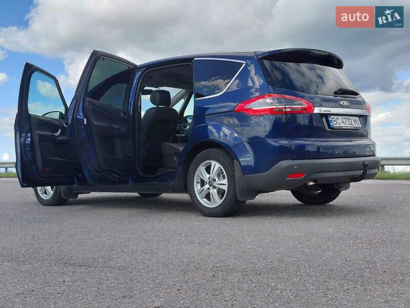 Минивэн Ford S-Max 2010 в Щирце