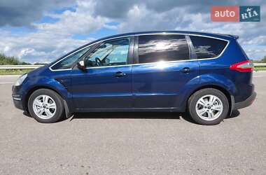 Минивэн Ford S-Max 2010 в 