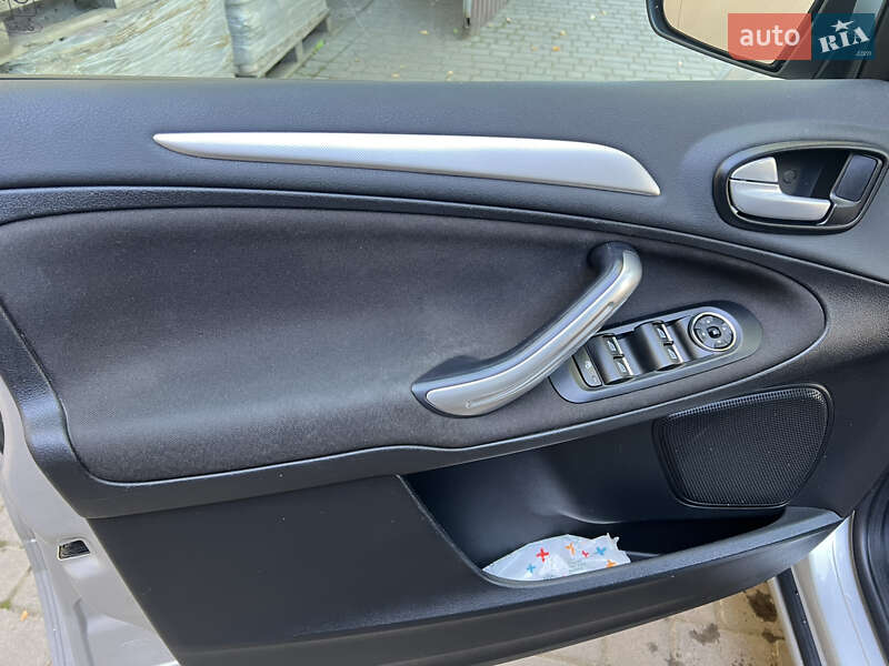 Мінівен Ford S-Max 2011 в Коломиї