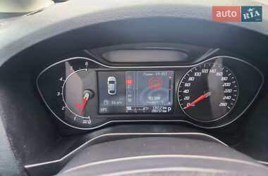 Минивэн Ford S-Max 2010 в 